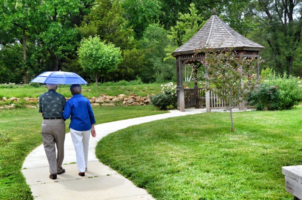 senior-living-retirement-communities-for-couples-Kansas-City-Topeka