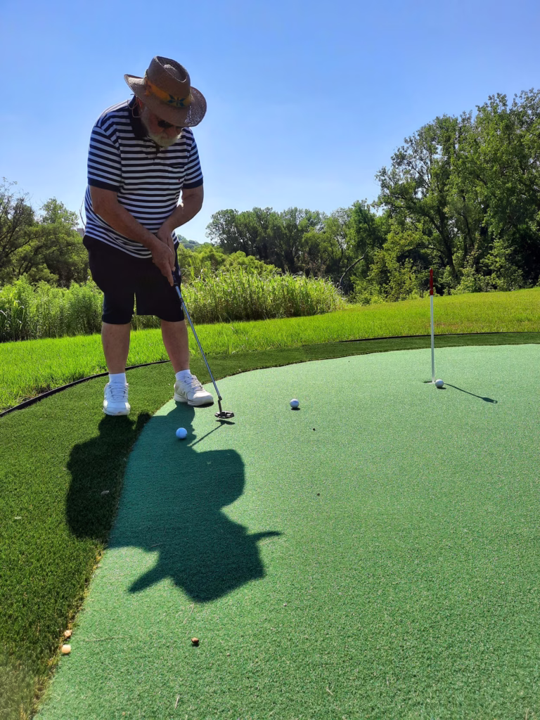 assisted-senior-luxury-living-KC-KCMO-Kansas-City